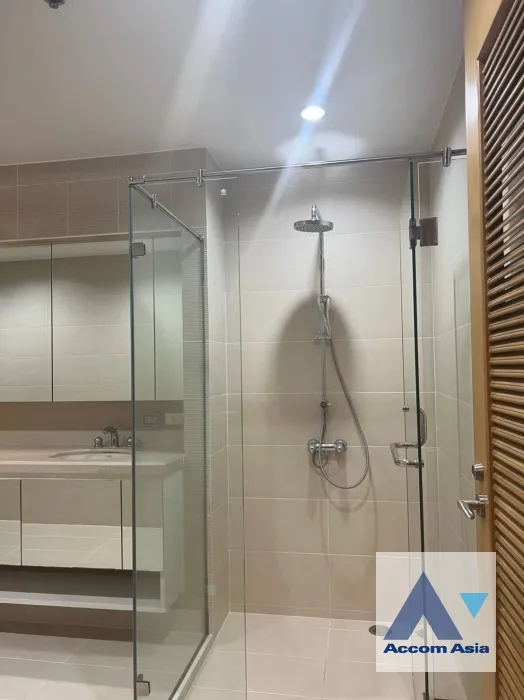 7  4 br Condominium For Rent in Silom ,Bangkok MRT Silom - BTS Sala Daeng at Royal Saladaeng AA39190