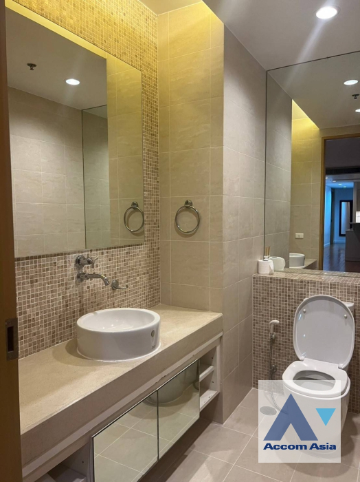 10  4 br Condominium For Rent in Silom ,Bangkok MRT Silom - BTS Sala Daeng at Royal Saladaeng AA39190