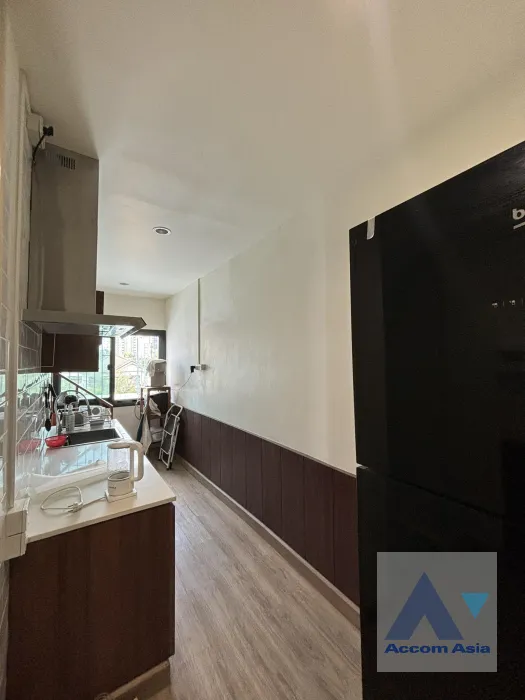 4  6 br Building For Rent in Sukhumvit ,Bangkok BTS Thong Lo AA39192