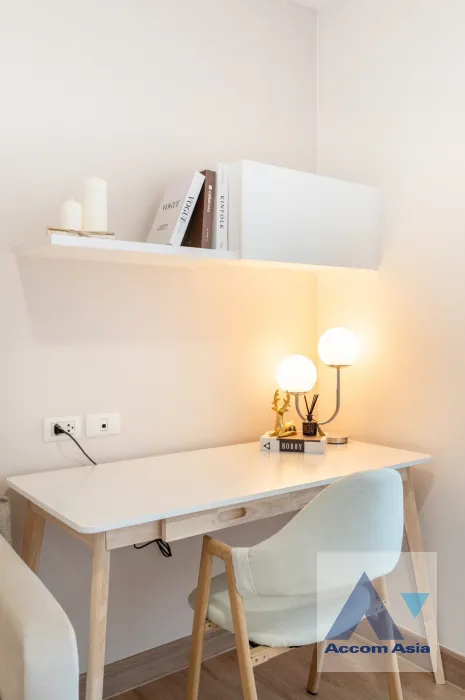 10  1 br Condominium For Sale in Dusit ,Bangkok  at The Trust Residence Pinklao AA39196