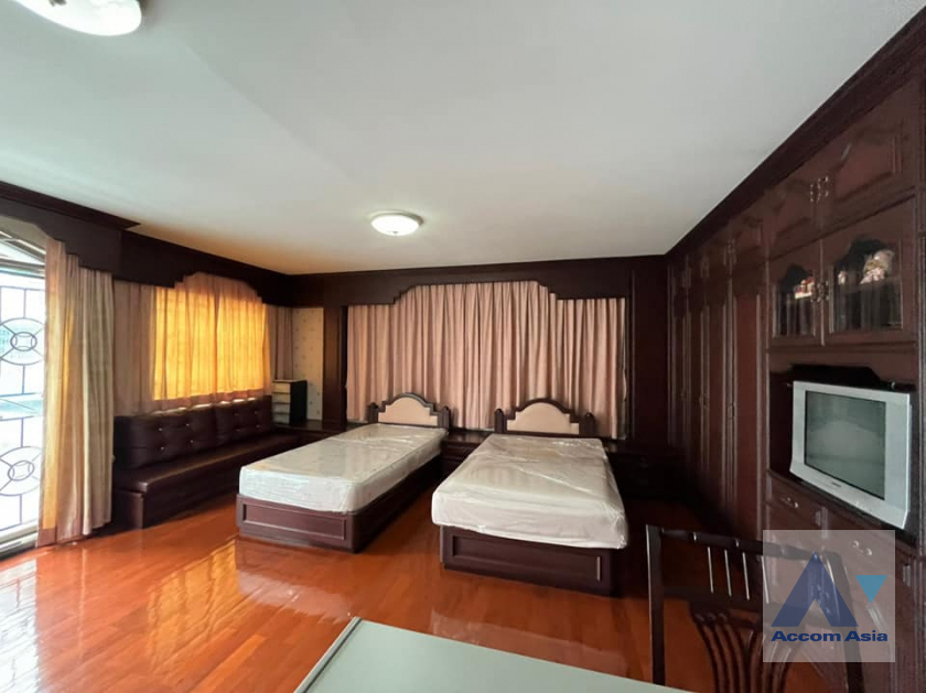 5  5 br House For Sale in Rama 3 ,Bangkok  AA39210