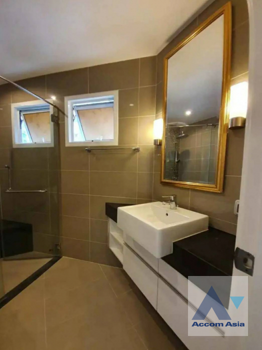 8  2 br Condominium For Sale in Ratchadaphisek ,Bangkok MRT Rama 9 at Supalai Wellington AA39214