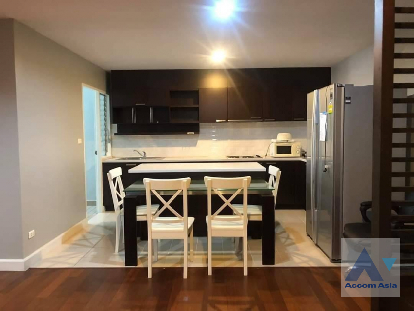 4  2 br Condominium for rent and sale in Sathorn ,Bangkok BRT Thanon Chan at Belle Park Residence AA39224