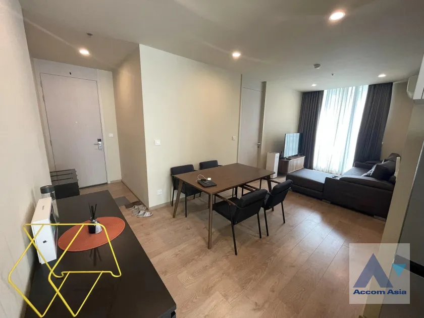 unit 2 Bedrooms  Condominium For Rent in Sukhumvit, Bangkok  near BTS Asok - MRT Sukhumvit (AA39254)