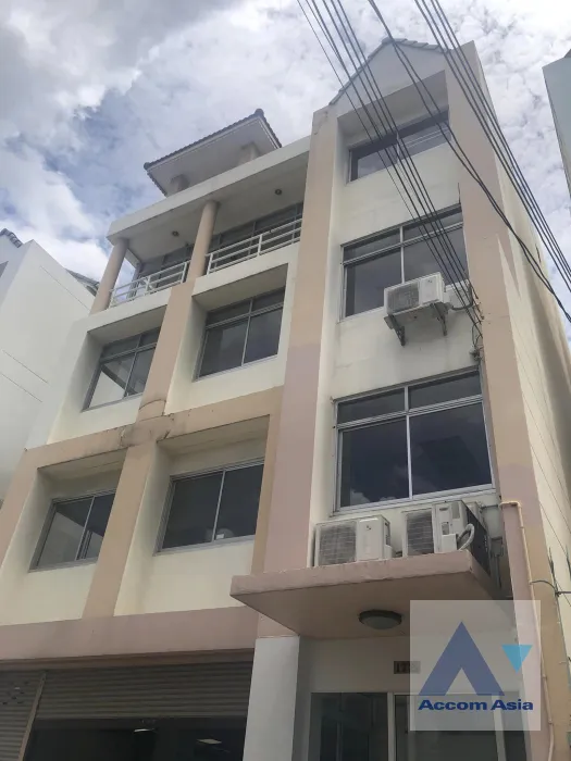 unit Building For Rent in Lat Phrao, Bangkok  (AA39257)