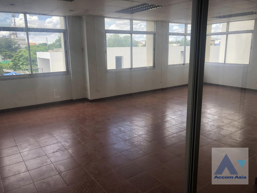 8  Building For Rent in Lat Phrao ,Bangkok  AA39257