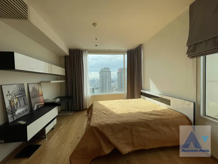 unit 2 Bedrooms  Condominium For Rent & Sale in Sathorn, Bangkok  near BTS Chong Nonsi - BRT Sathorn (AA39266)