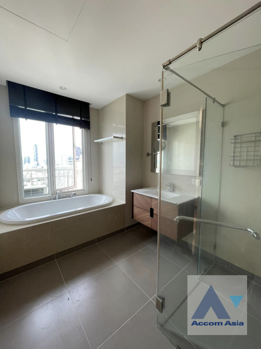 5  2 br Condominium for rent and sale in Sathorn ,Bangkok BTS Chong Nonsi - BRT Sathorn at The Empire Place AA39266