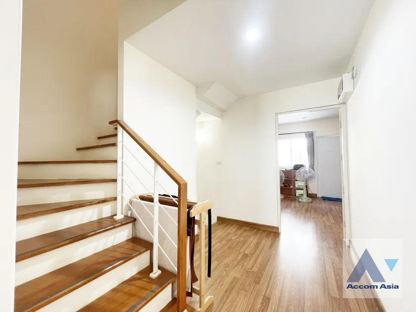 11  4 br Townhouse For Sale in Pattanakarn ,Bangkok  at Villette City Pattanakarn 38 AA39274