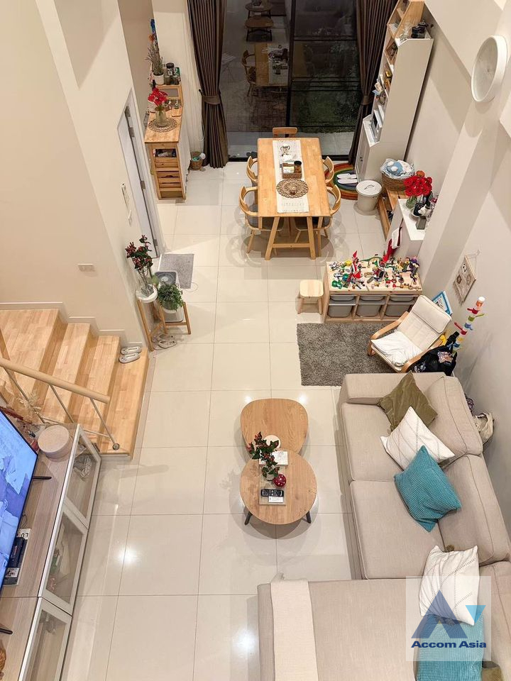 5  4 br Townhouse For Sale in Samutprakan ,Samutprakan  at Y Residence Sukhumvit 113 AA39276