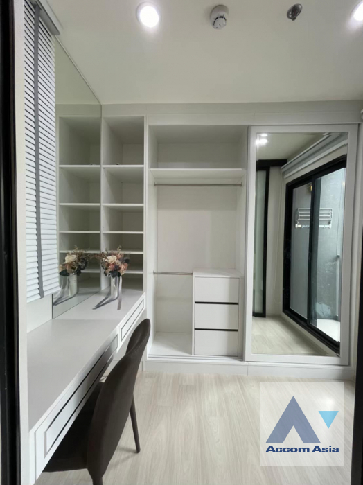 5  1 br Condominium For Rent in Ratchadaphisek ,Bangkok BTS Asok at Life Asoke AA39287