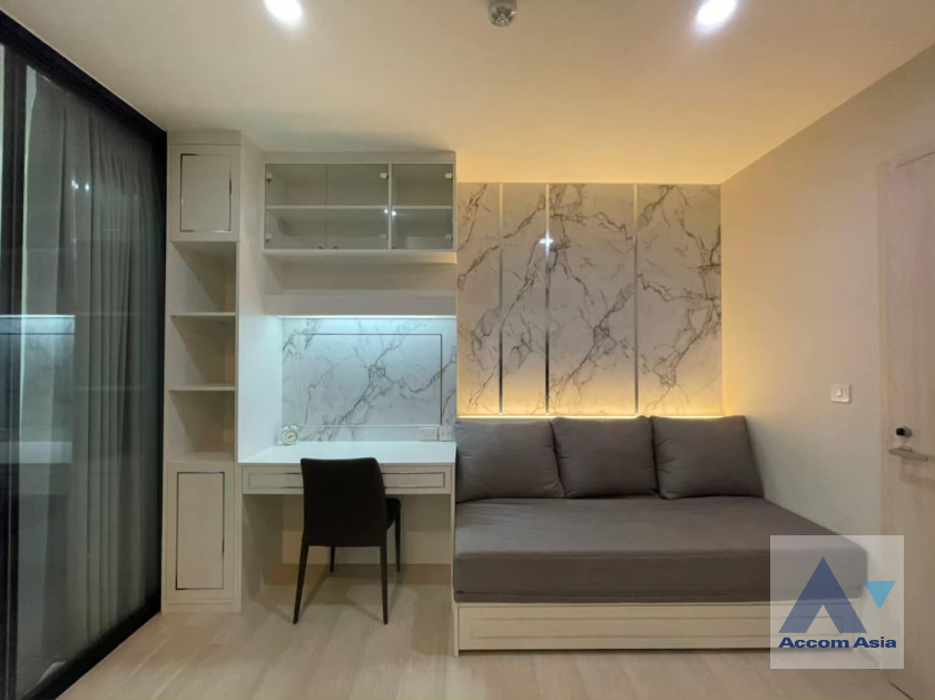  2  1 br Condominium For Rent in Ratchadaphisek ,Bangkok BTS Asok at Life Asoke AA39287