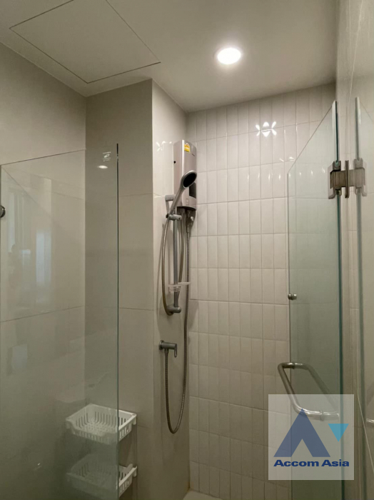 8  1 br Condominium For Rent in Ratchadaphisek ,Bangkok BTS Asok at Life Asoke AA39287