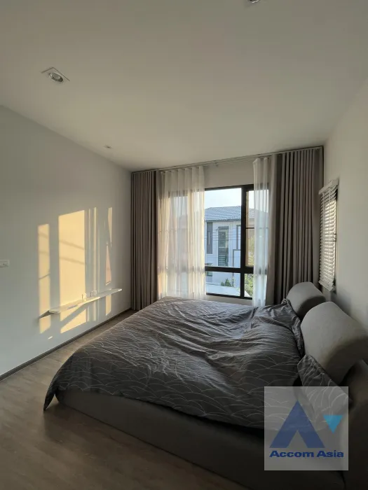 unit 3 Bedrooms  House For Rent & Sale in Samutprakan, Samutprakan  (AA39288)