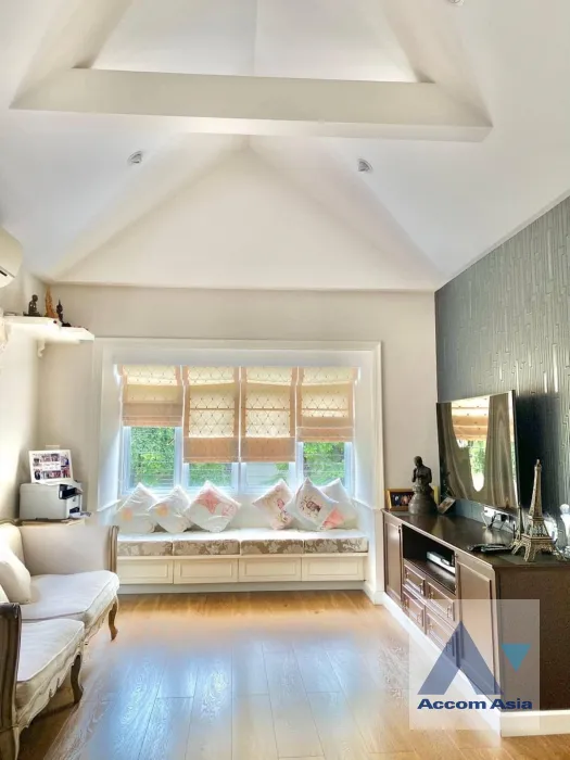 unit 3 Bedrooms  House For Sale in Samutprakan, Samutprakan  (AA39290)