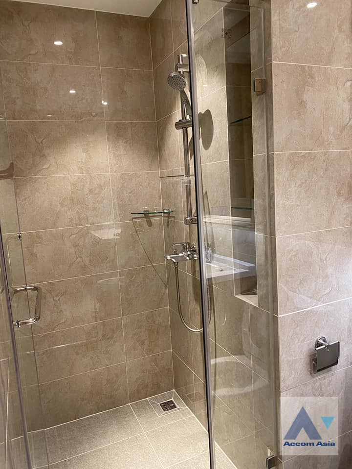 9  1 br Condominium for rent and sale in Sathorn ,Bangkok  at Regal Sathon - Naradhiwas AA39305