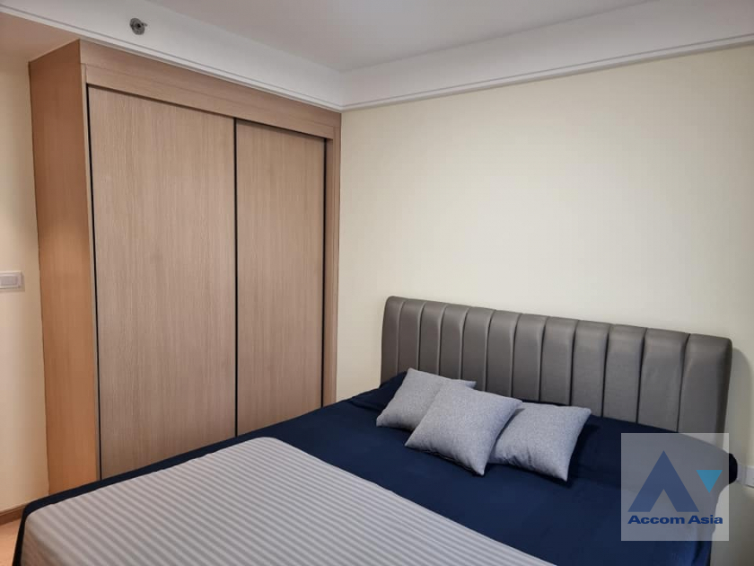 6  1 br Condominium for rent and sale in Sathorn ,Bangkok  at Regal Sathon - Naradhiwas AA39305