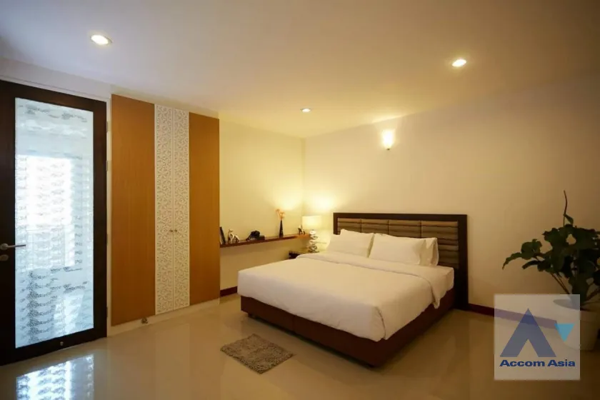 6  3 br Apartment For Rent in Sukhumvit ,Bangkok BTS Ekkamai at Urban space in Bangkok AA39326