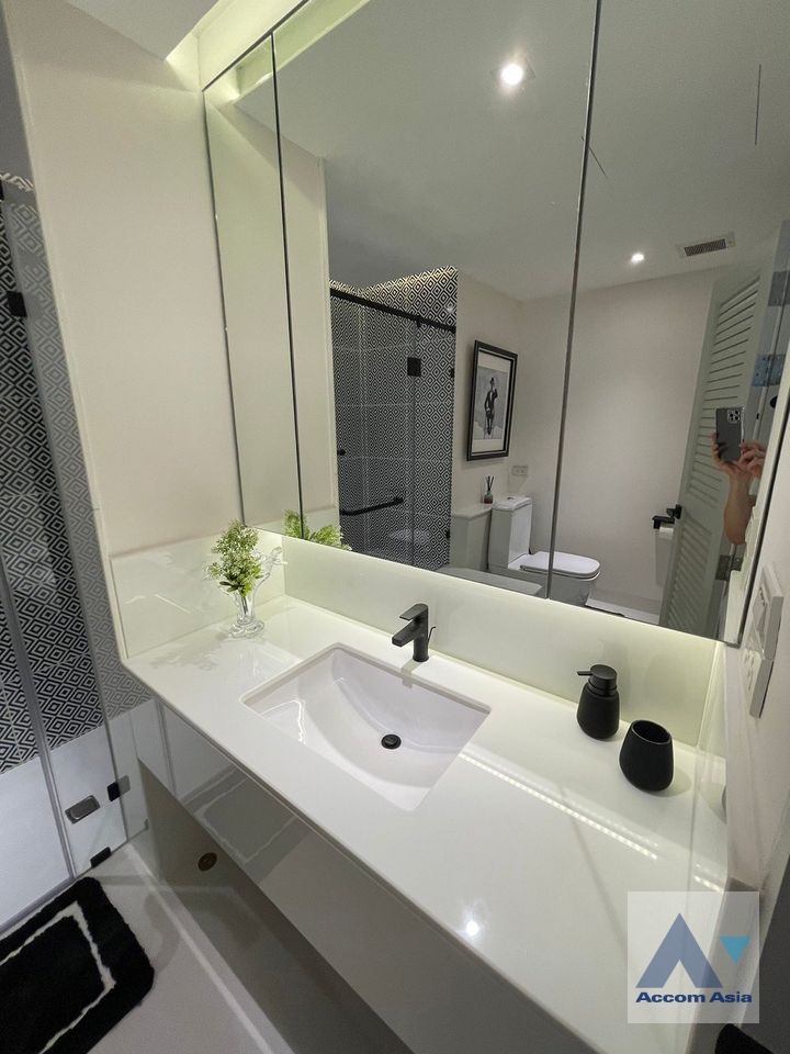 11  2 br Condominium For Rent in Sukhumvit ,Bangkok BTS Phrom Phong at Baan Suanpetch AA39337