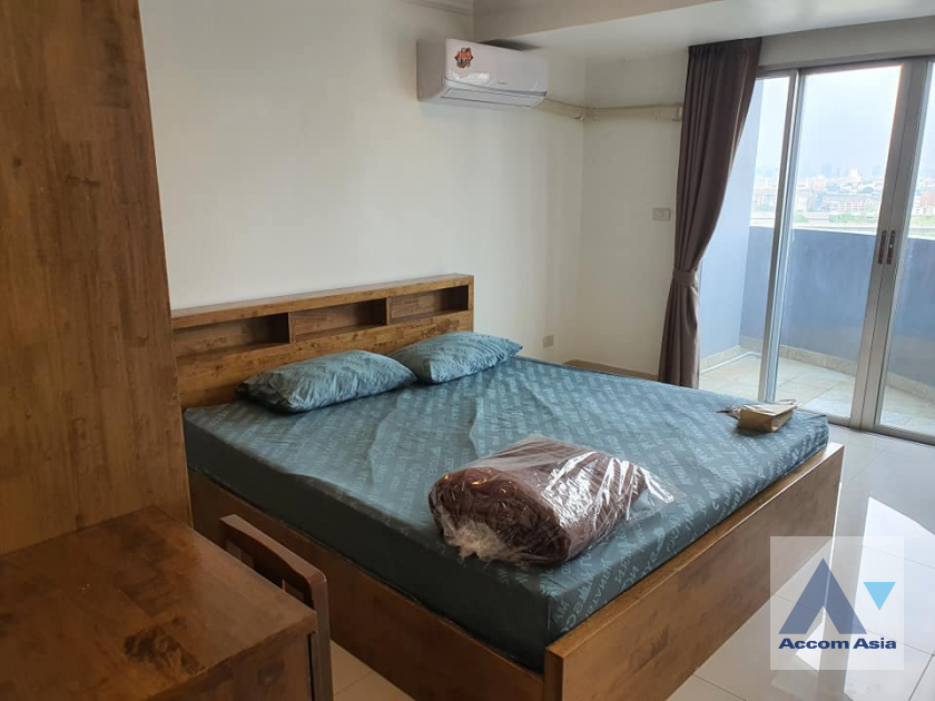 5  2 br Condominium For Rent in Ploenchit ,Bangkok BTS Ploenchit at Witthayu Complex AA39365