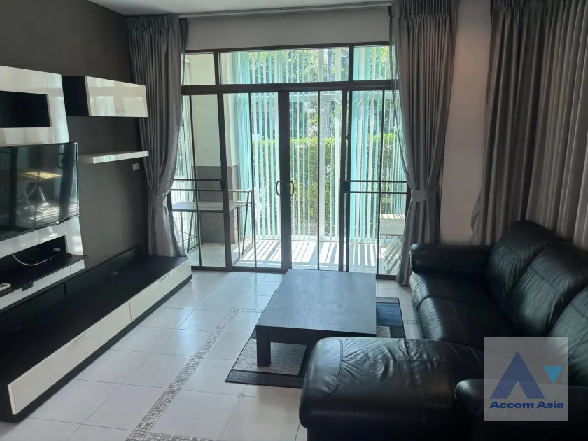 unit 3 Bedrooms  House For Rent in Samutprakan, Samutprakan  (AA39368)
