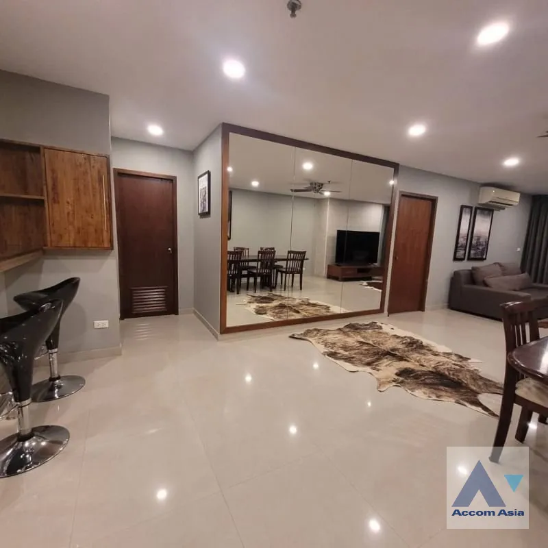 unit 2 Bedrooms  Condominium For Rent in Sukhumvit, Bangkok  near BTS Phrom Phong (AA39378)