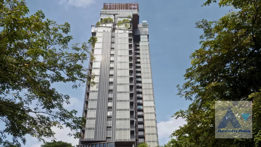 Rhythm Ekkamai Estate Condominium  1 Bedroom for Sale BTS Ekkamai in Sukhumvit Bangkok