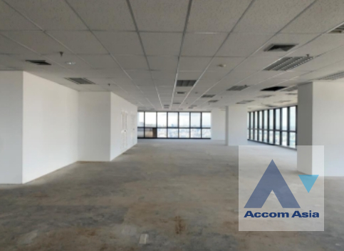  1  Office Space For Rent in Ratchadaphisek ,Bangkok MRT Sutthisan at Muang Thai - Phatra Complex Building AA39400