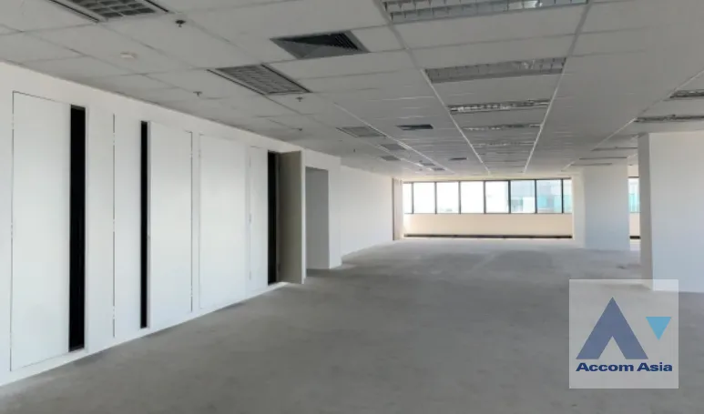 unitOffice |  Office space For Rent in Ratchadaphisek, Bangkok  near MRT Sutthisan (AA39400)