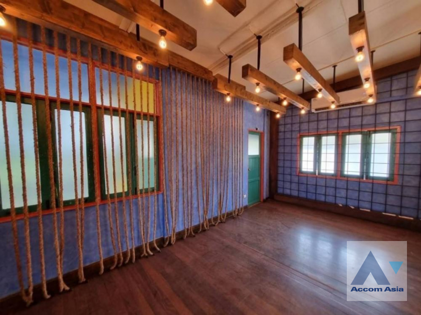 10  House For Rent in Sukhumvit ,Bangkok BTS Phrom Phong AA39403