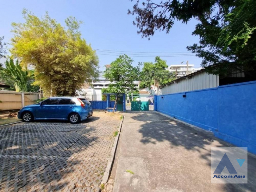 19  House For Rent in Sukhumvit ,Bangkok BTS Phrom Phong AA39403