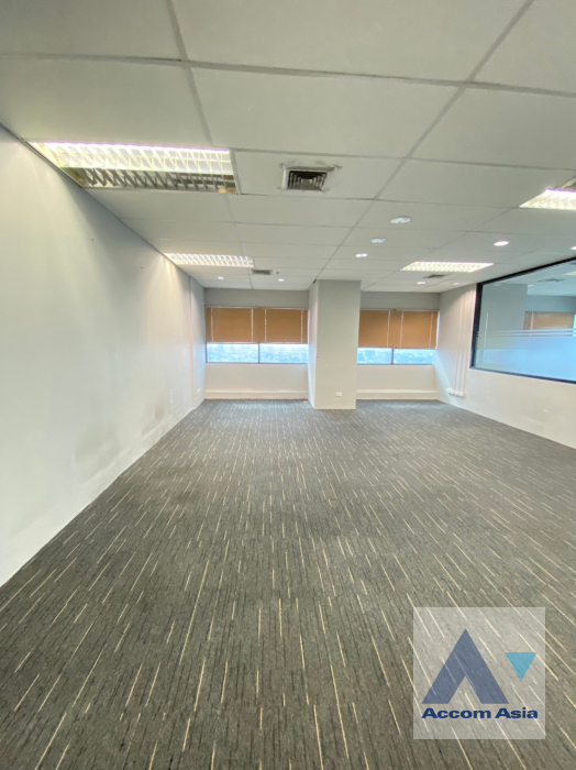 7  Office Space for rent and sale in Charoen Nakhon ,Bangkok BTS Wongwian Yai - BTS Krung Thon Buri at Sinn Sathorn Tower AA39404