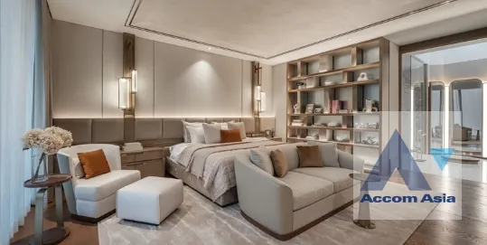 unit 4 Bedrooms  House For Sale in Samutprakan, Samutprakan  near BTS Bang Na (AA39409)
