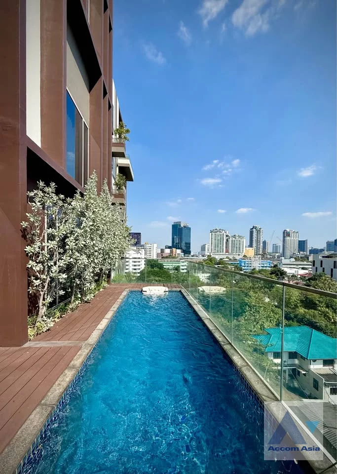 Corner Unit, Private Swimming Pool, Double High Ceiling, Duplex Condo, Pet friendly | Ashton Morph 38 Condominium  2 Bedroom for Sale & Rent BTS Thong Lo in Sukhumvit Bangkok