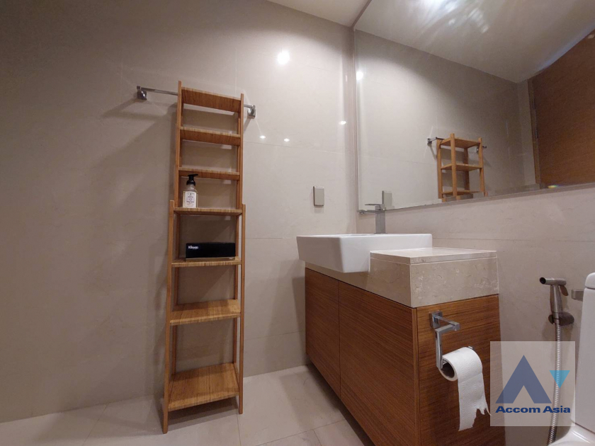 16  1 br Condominium For Sale in Sathorn ,Bangkok BRT Nararam 3 at The Breeze Narathiwas AA39426