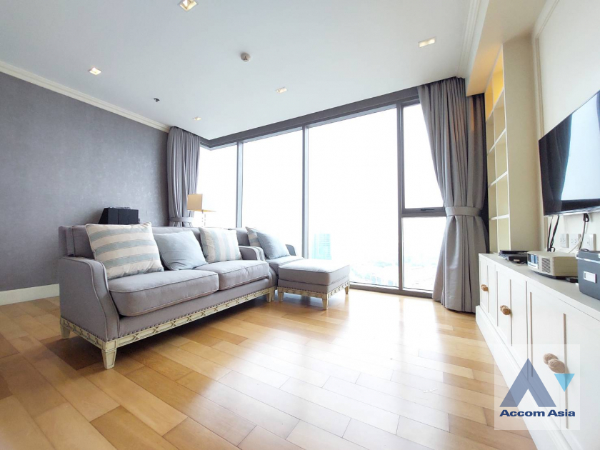  2  1 br Condominium For Sale in Sathorn ,Bangkok BRT Nararam 3 at The Breeze Narathiwas AA39426