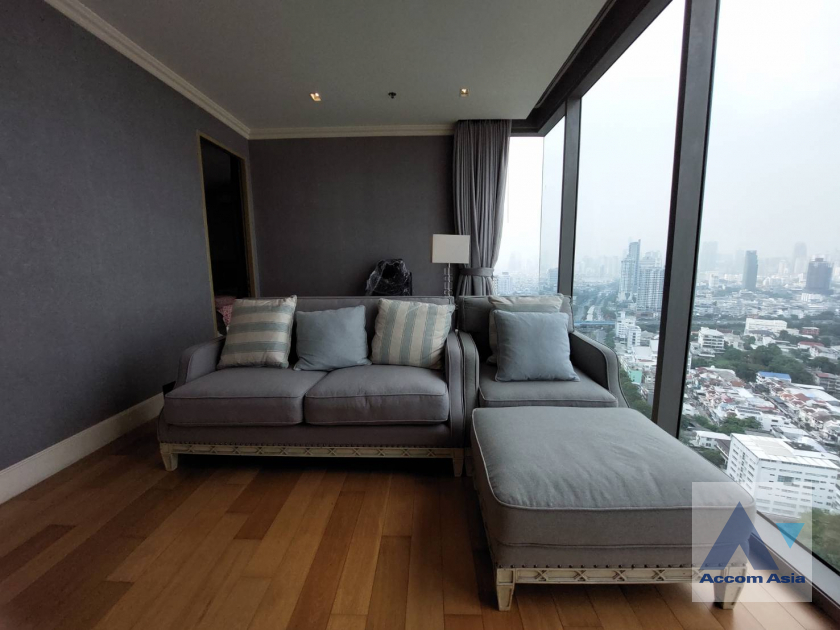 5  1 br Condominium For Sale in Sathorn ,Bangkok BRT Nararam 3 at The Breeze Narathiwas AA39426