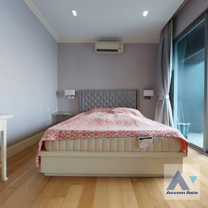 7  1 br Condominium For Sale in Sathorn ,Bangkok BRT Nararam 3 at The Breeze Narathiwas AA39426