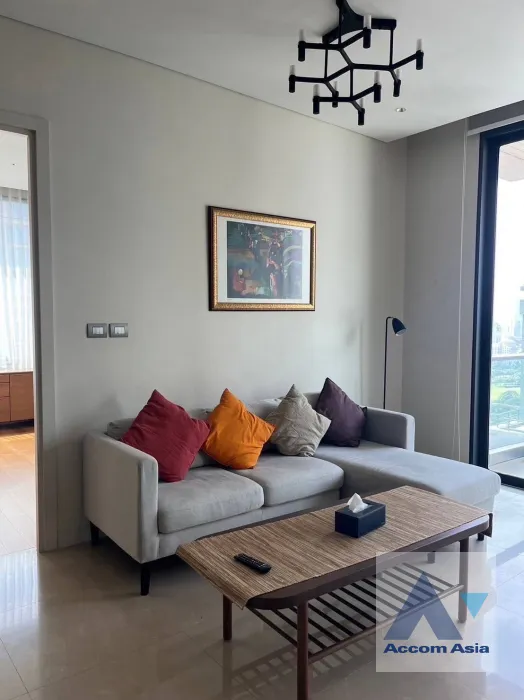  2  1 br Condominium For Rent in Ploenchit ,Bangkok BTS Chitlom at Sindhorn Residence AA39439