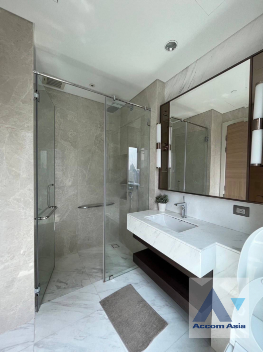 9  1 br Condominium For Rent in Ploenchit ,Bangkok BTS Chitlom at Sindhorn Residence AA39439