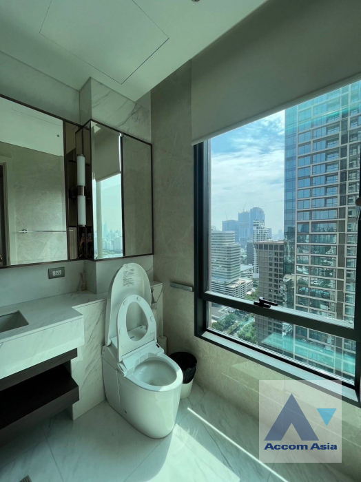 10  1 br Condominium For Rent in Ploenchit ,Bangkok BTS Chitlom at Sindhorn Residence AA39439