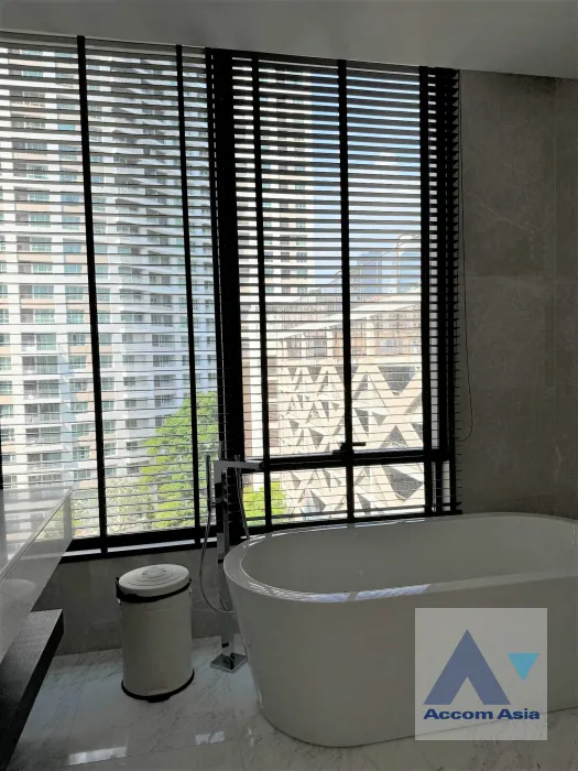 14  2 br Condominium for rent and sale in Ploenchit ,Bangkok BTS Chitlom at Sindhorn Residence AA39445