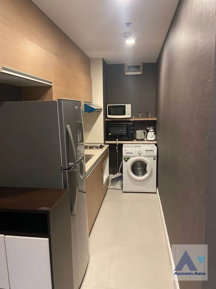 unit 1 Bedroom  Condominium For Rent in Sukhumvit, Bangkok  near BTS Phra khanong (AA39450)