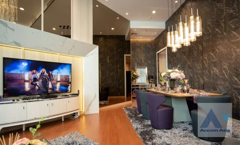unitDouble High Ceiling, Penthouse |  2 Bedrooms  Condominium For Sale in Ratchadaphisek, Bangkok  near MRT Rama 9 (AA39461)
