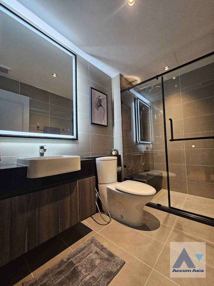 12  1 br Condominium For Sale in Ratchadaphisek ,Bangkok MRT Thailand Cultural Center at Supalai Wellington II AA39481