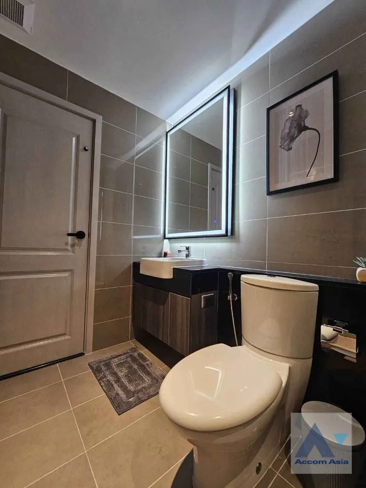 13  1 br Condominium For Sale in Ratchadaphisek ,Bangkok MRT Thailand Cultural Center at Supalai Wellington II AA39481