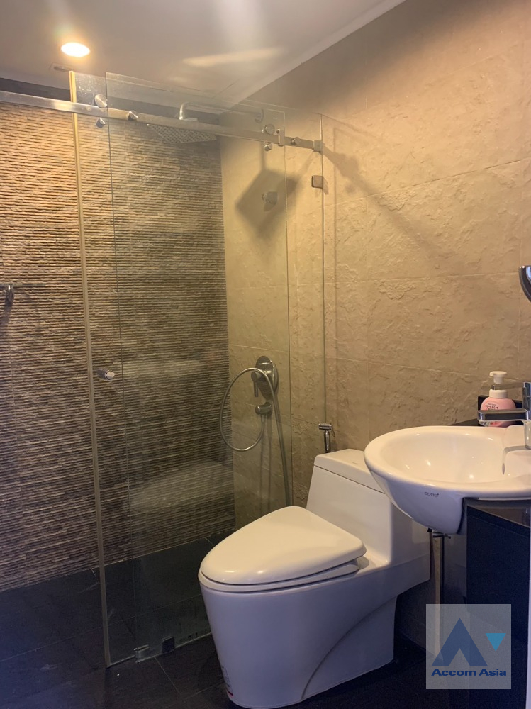 10  2 br Condominium For Sale in Ratchadaphisek ,Bangkok MRT Phetchaburi - MRT Rama 9 at Lumpini Place Rama 9-Ratchada  AA39491