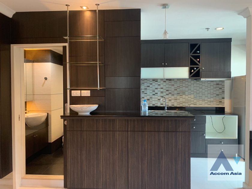 18  2 br Condominium For Sale in Ratchadaphisek ,Bangkok MRT Phetchaburi - MRT Rama 9 at Lumpini Place Rama 9-Ratchada  AA39491