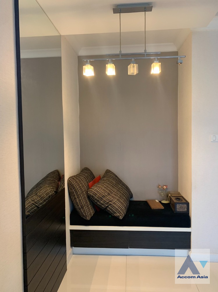 17  2 br Condominium For Sale in Ratchadaphisek ,Bangkok MRT Phetchaburi - MRT Rama 9 at Lumpini Place Rama 9-Ratchada  AA39491