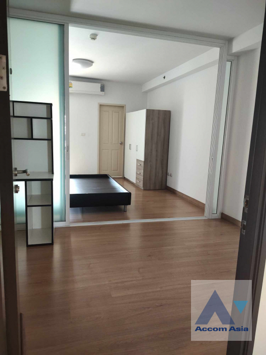 4  1 br Condominium For Sale in Ratchadaphisek ,Bangkok BTS Ekkamai at Supalai Park Ekkamai Thonglor AA39497